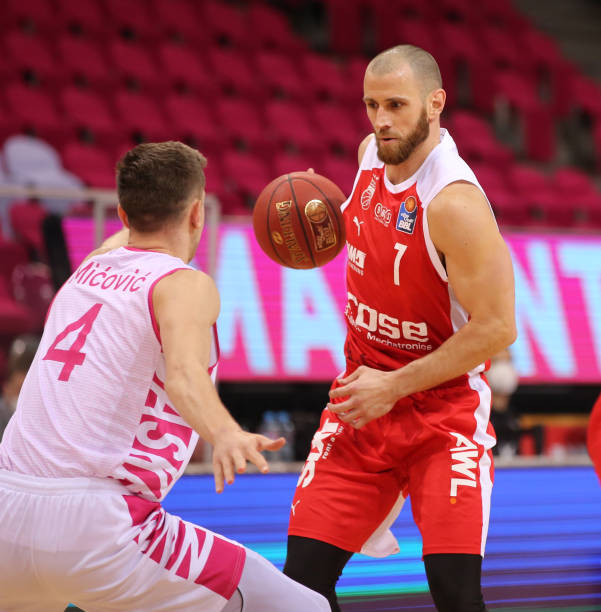 在西部激烈 在西部激烈